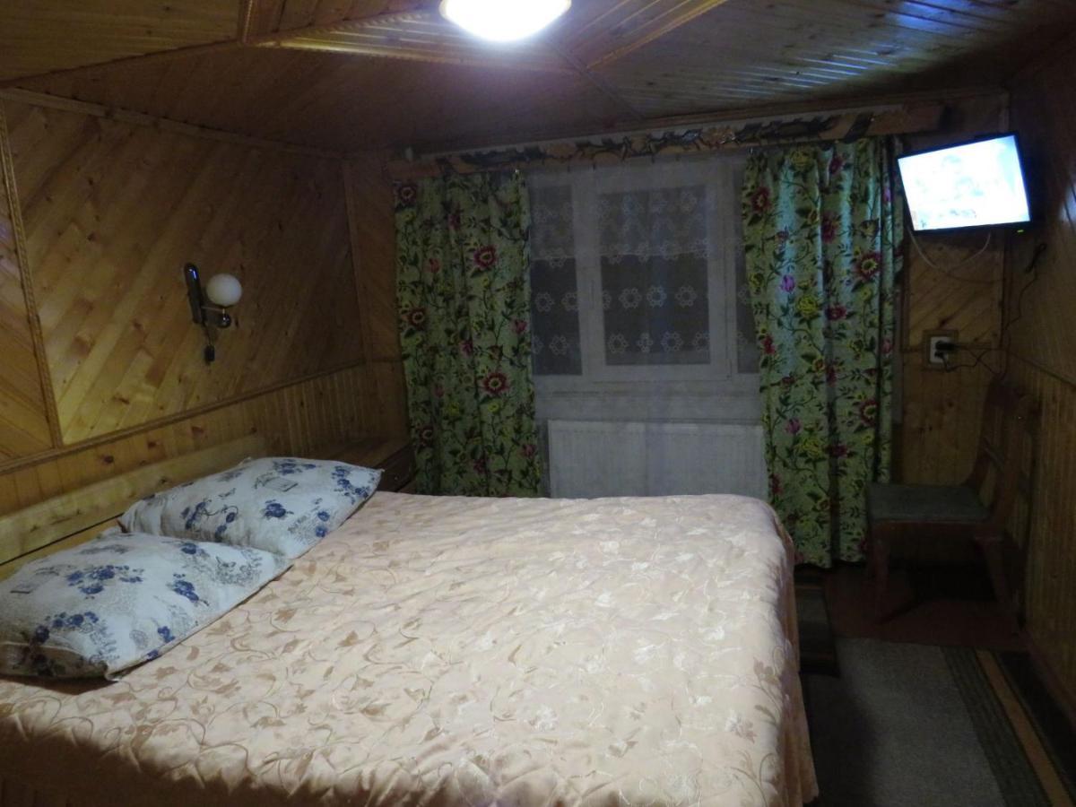 Holiday Home Tihiy Dvor 米库利钦 外观 照片